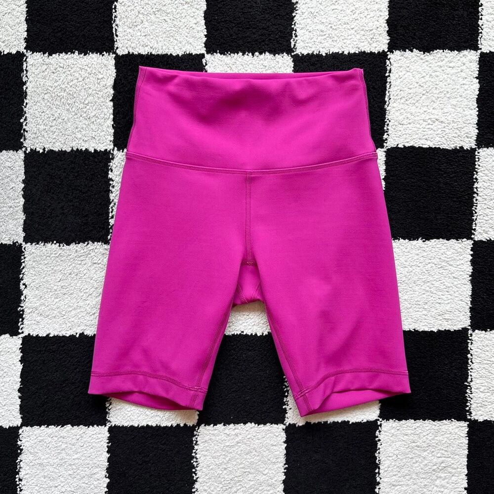 Lululemon Winder Train High Rise Short 8” Size 4